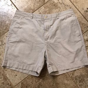Vineyard Vines Khaki Shorts